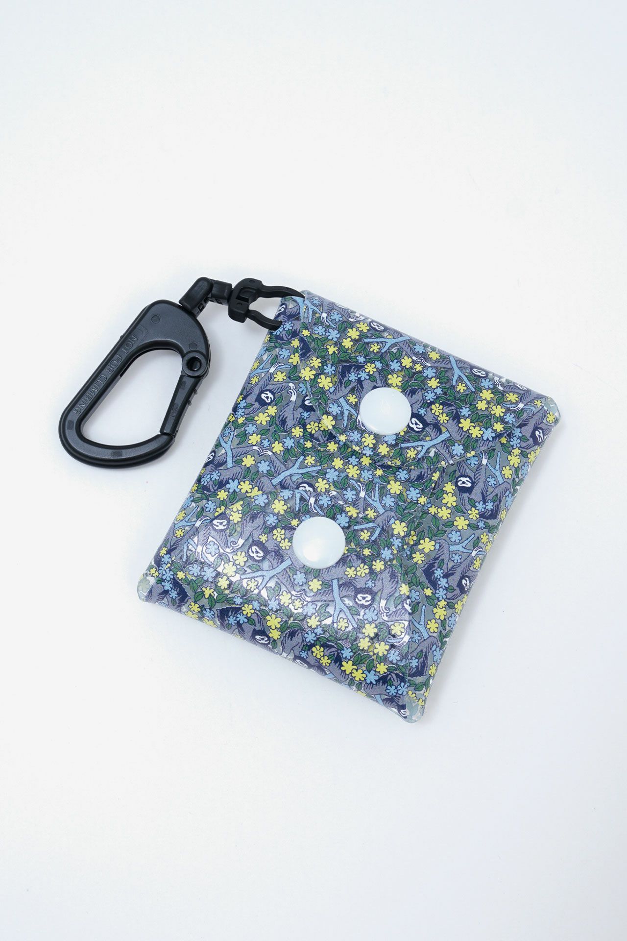 ◇白バラの刺繍◇ハンドメイドのマルチケース flower sloth クリアマルチケース | marble SUD(マーブルシュッド)公式通販
