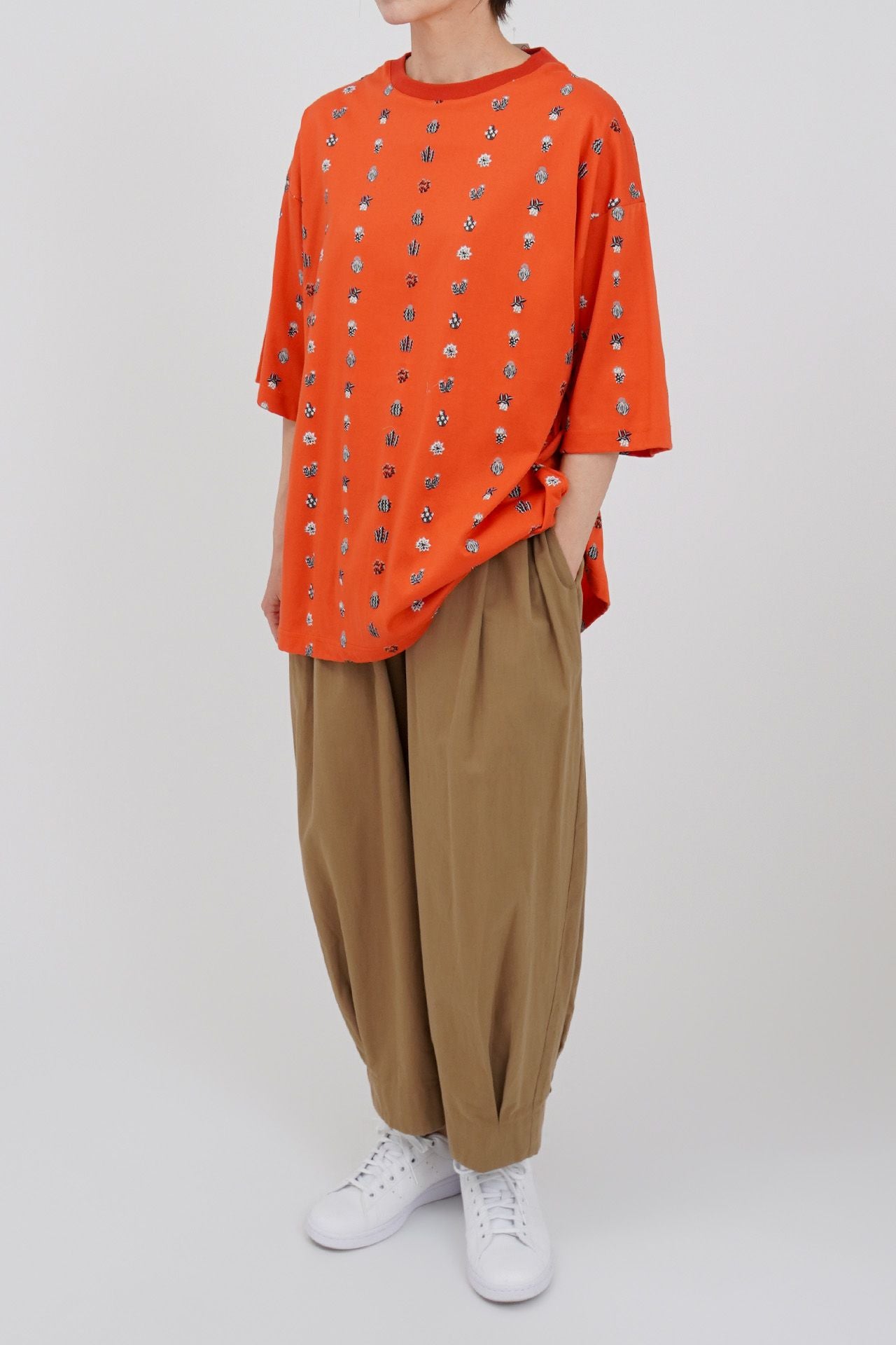 RED/model:161cm