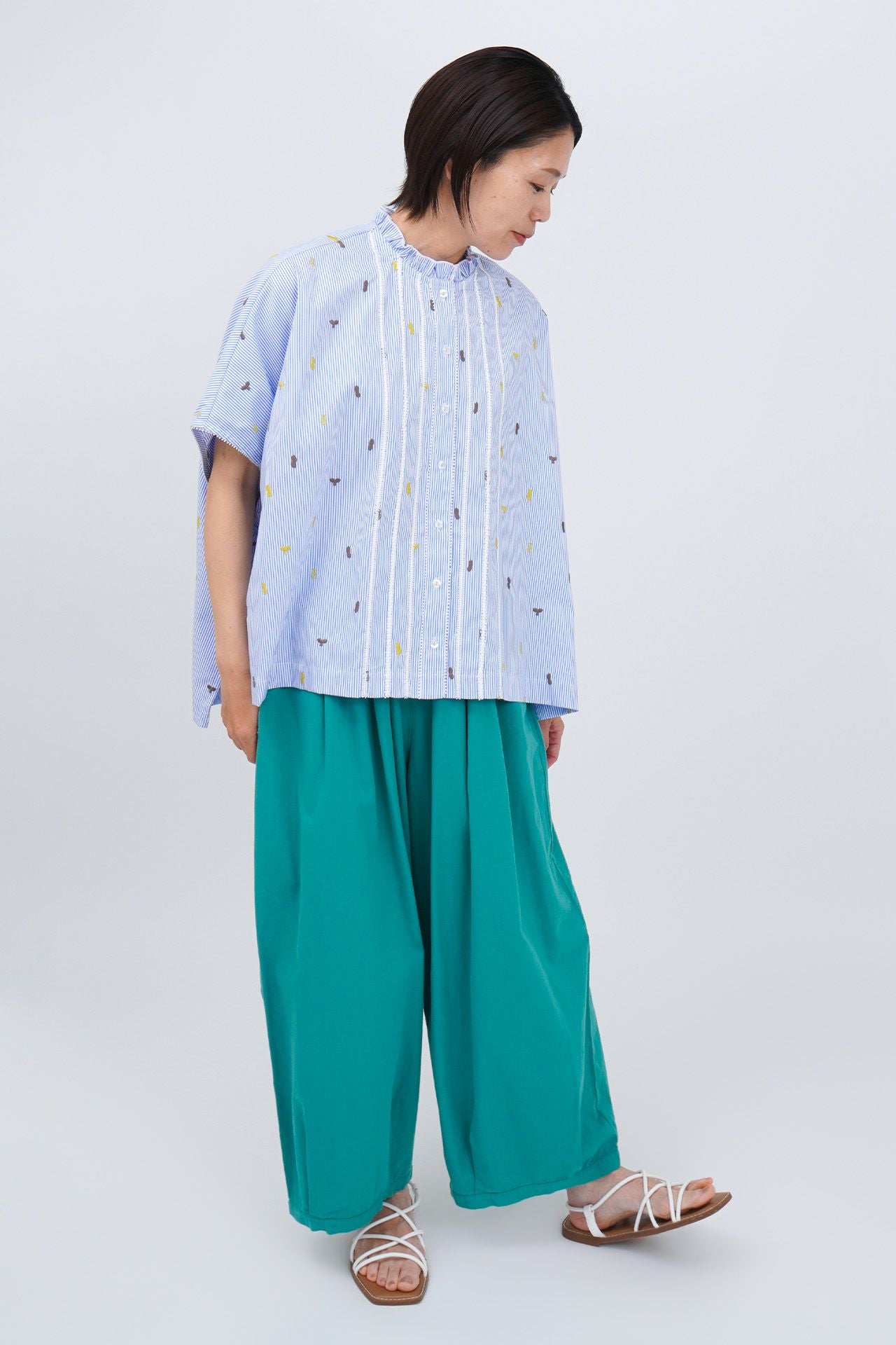 BLUE/model:161cm
