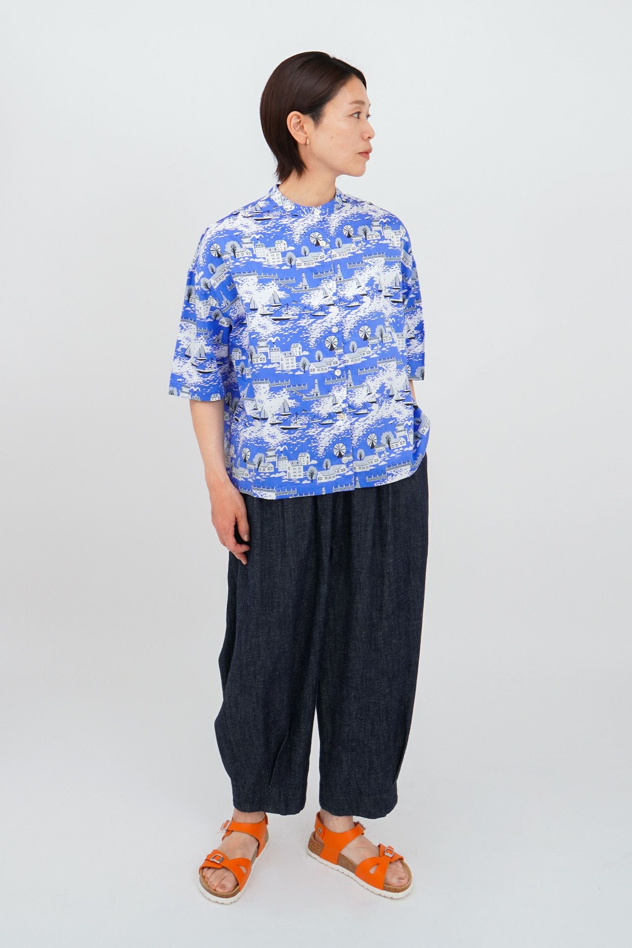 BLUE/model:161cm