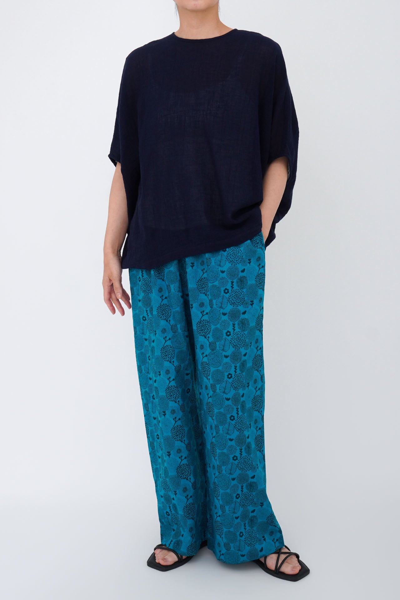 GREEN/model:161cm