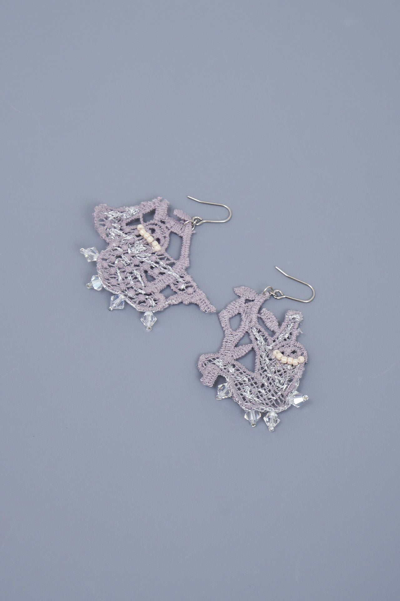 ナマケモノレース ピアス/イヤリング | marble SUD(マーブルシュッド