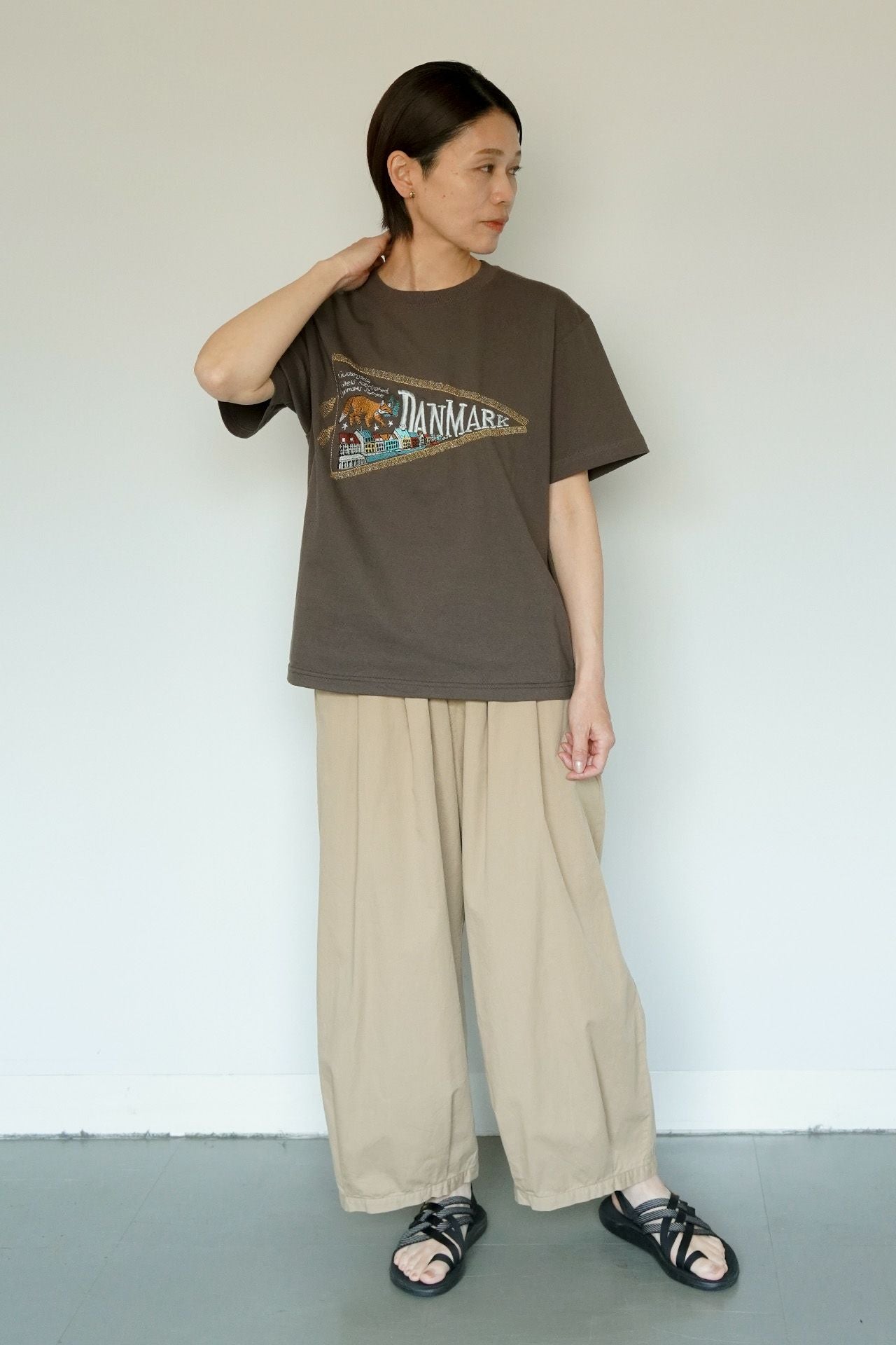 C.GREY/model:161cm