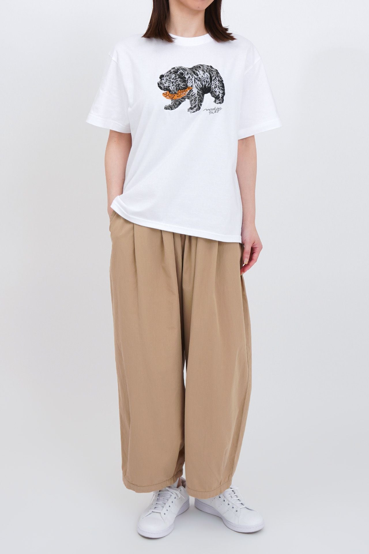 WHITE/model:161cm(Mサイズ着用)