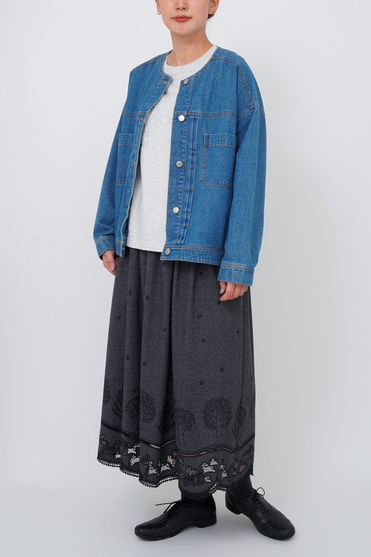 BLUE/model:168cm