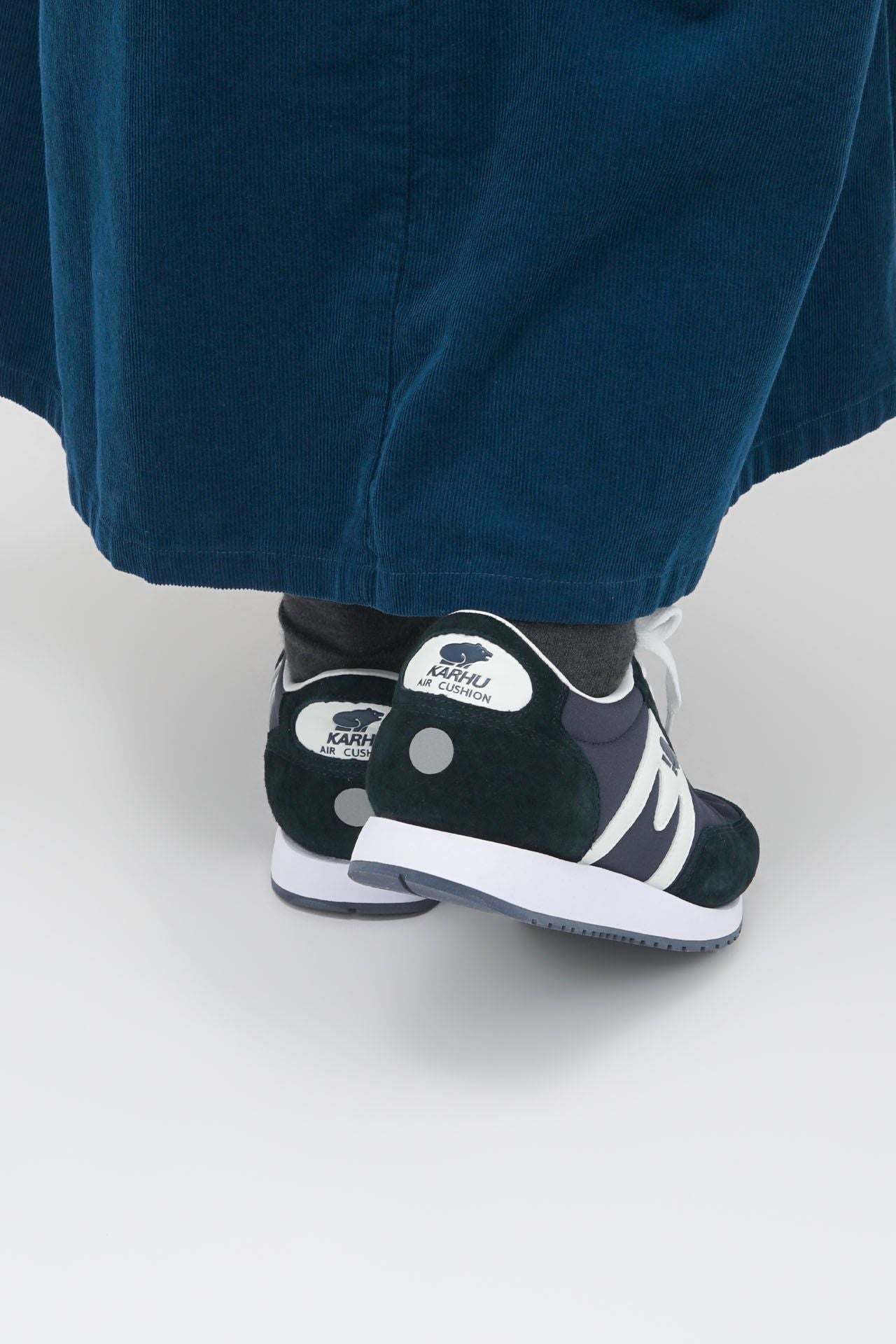 SM KARHU Albatross 82(NAVY) | marble SUD(マーブルシュッド)公式通販