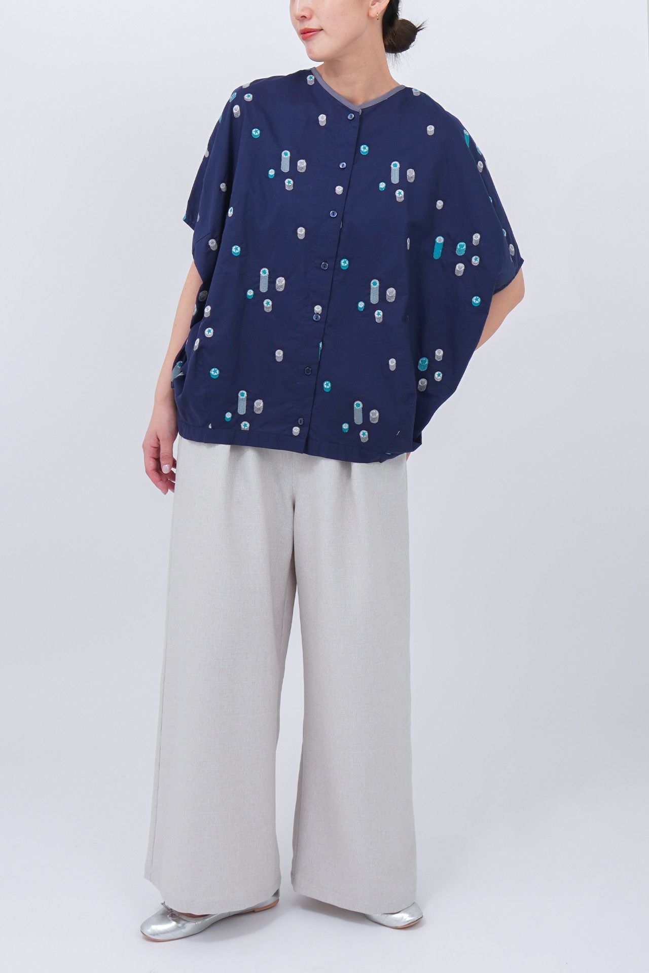 NAVY / model：168cm