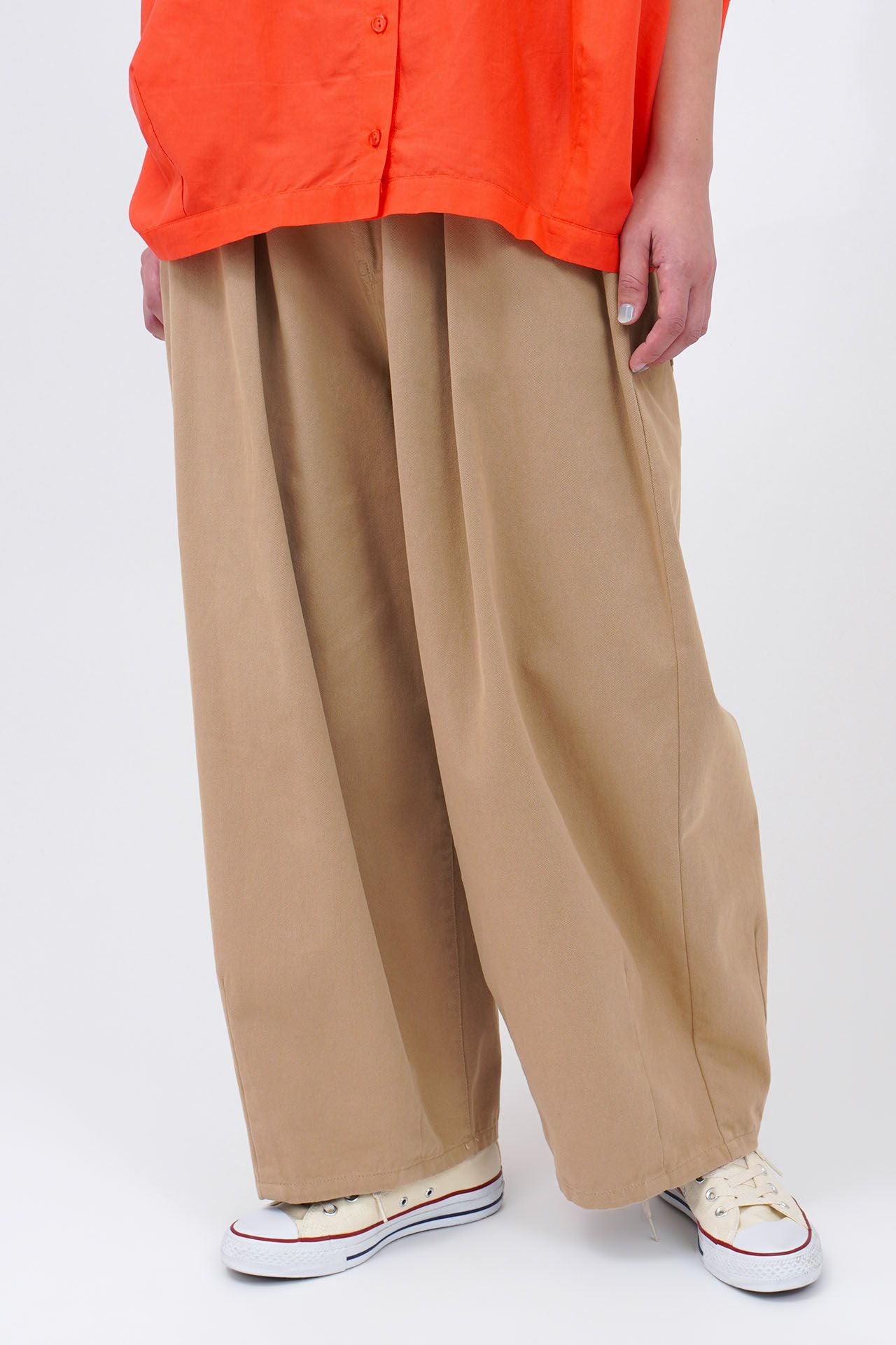 BEIGE/Lサイズ着用