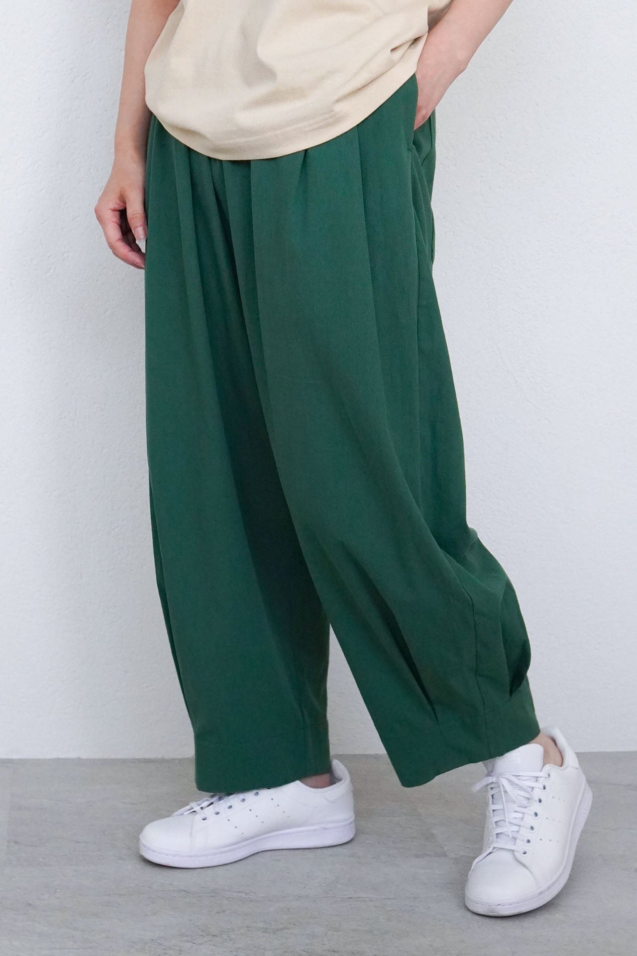 【マーブルシュッド】2022AW Feild はかまパンツ　カーキ　美品 ネットショップのインポートファッションはおしゃれで個性的なパンツも