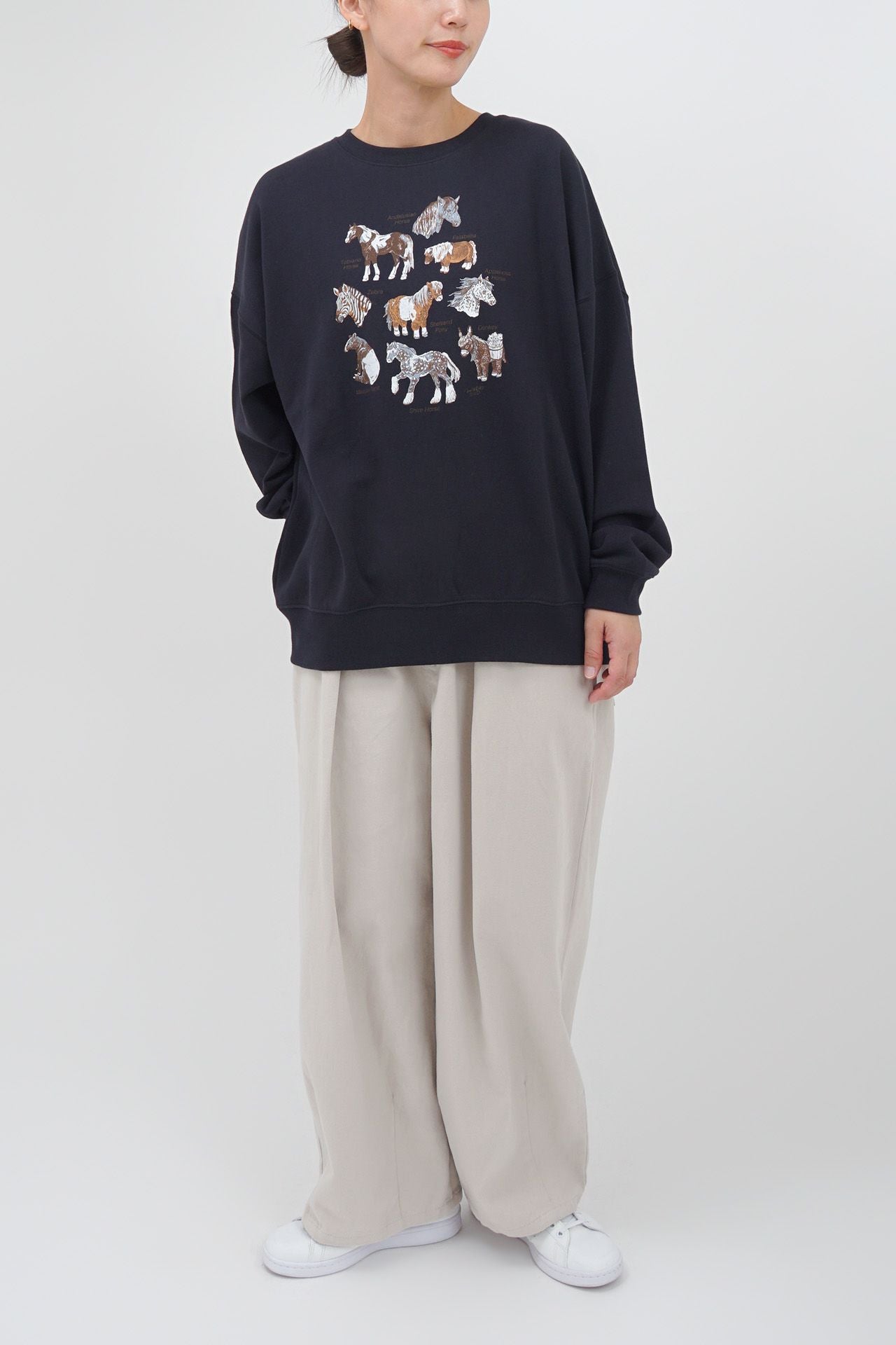 新品　マーブルシュッド　人と馬 ハカマPants Zukan Horse LONG SWEAT | marble SUD(マーブルシュッド)公式通販