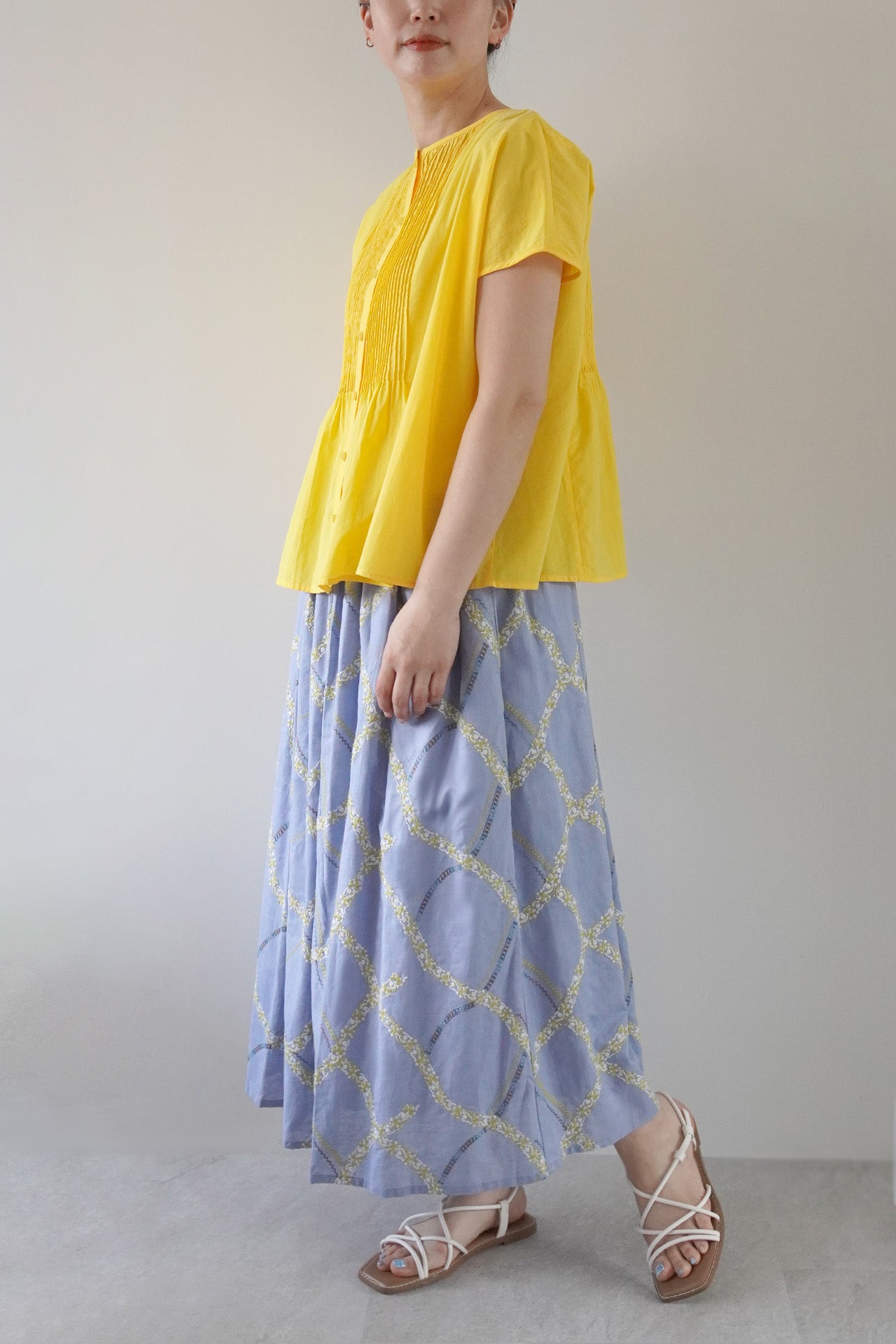 L.BLUE/model:168cm