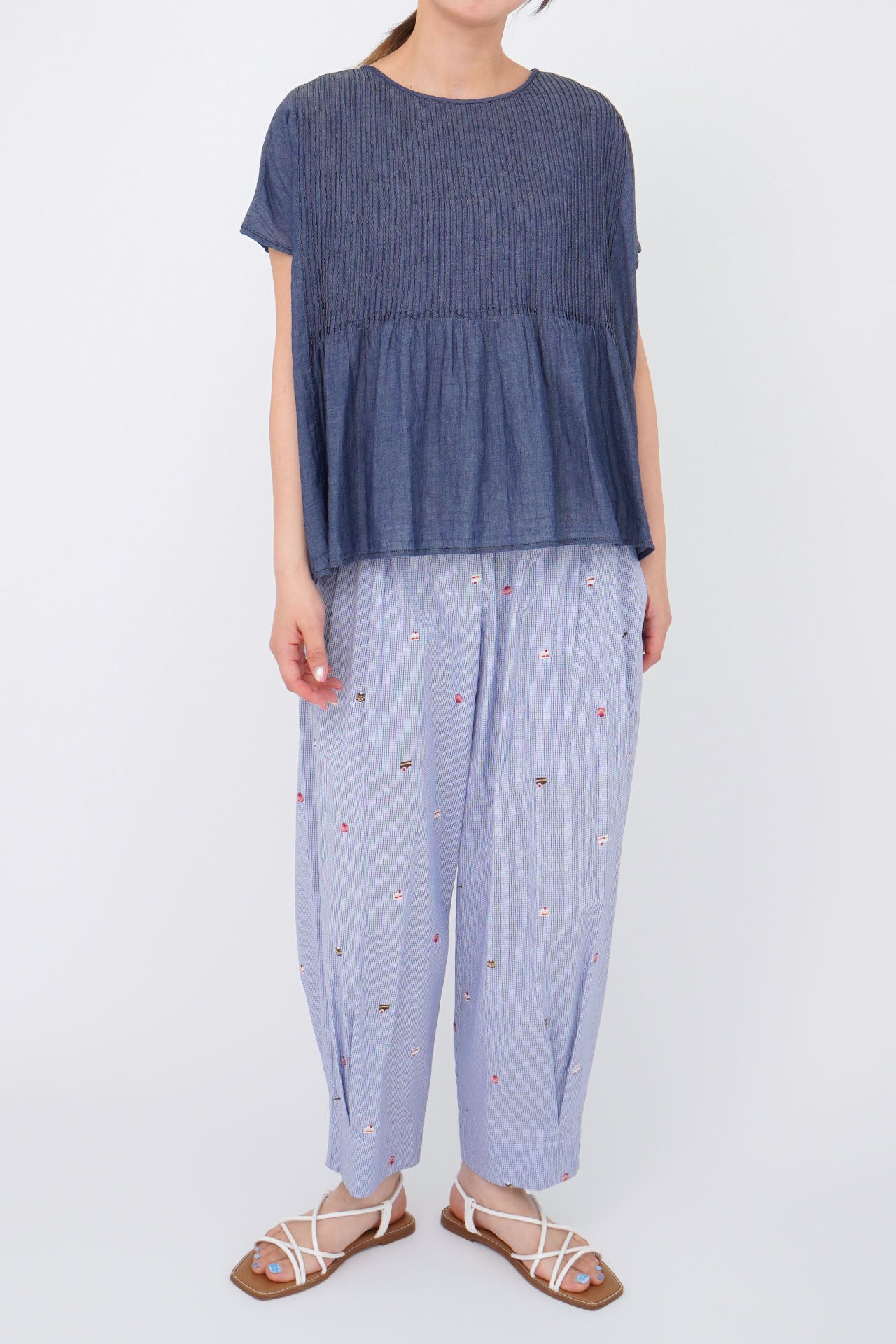 BLUE/model:168cm
