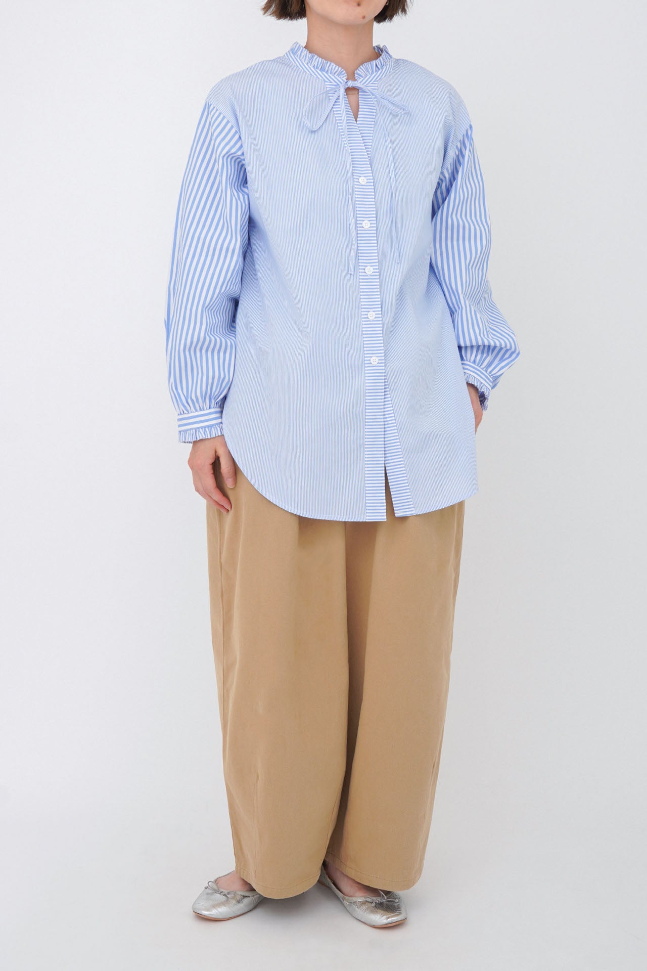 BLUE/model:158cm