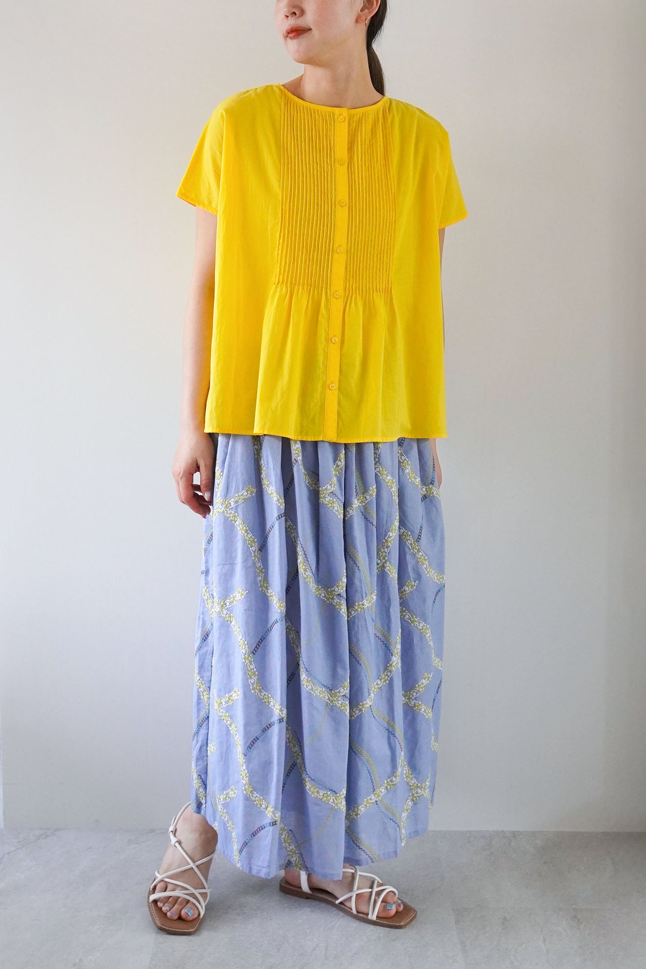 YELLOW/model:168cm