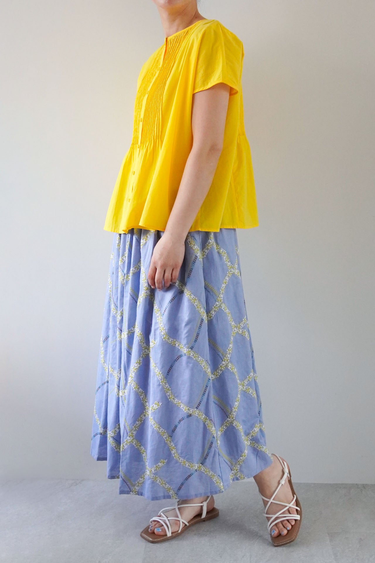 YELLOW/model:168cm