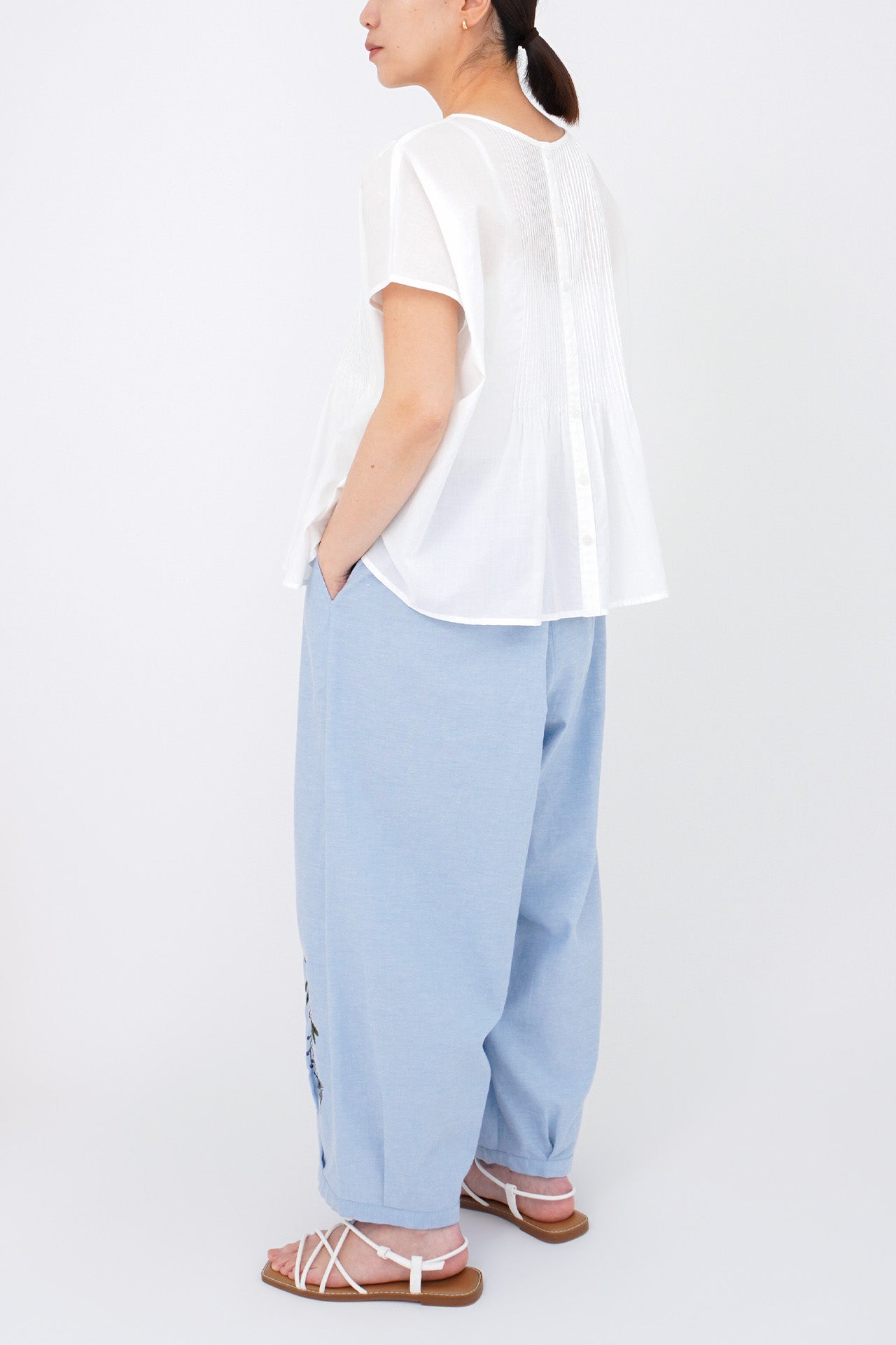 WHITE/model:161cm