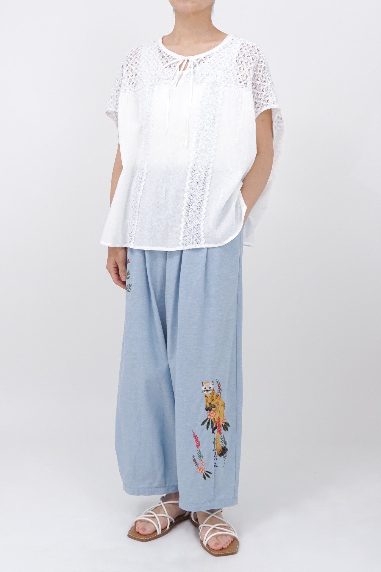WHITE/model:161cm