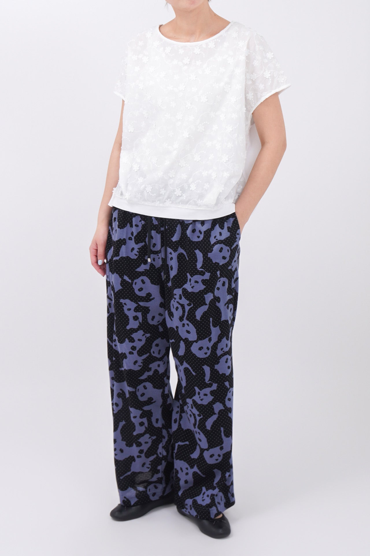 WHITE/model:168cm