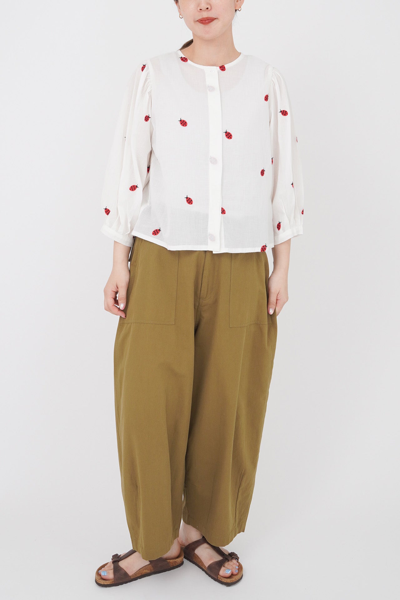 ONE / model：168cm