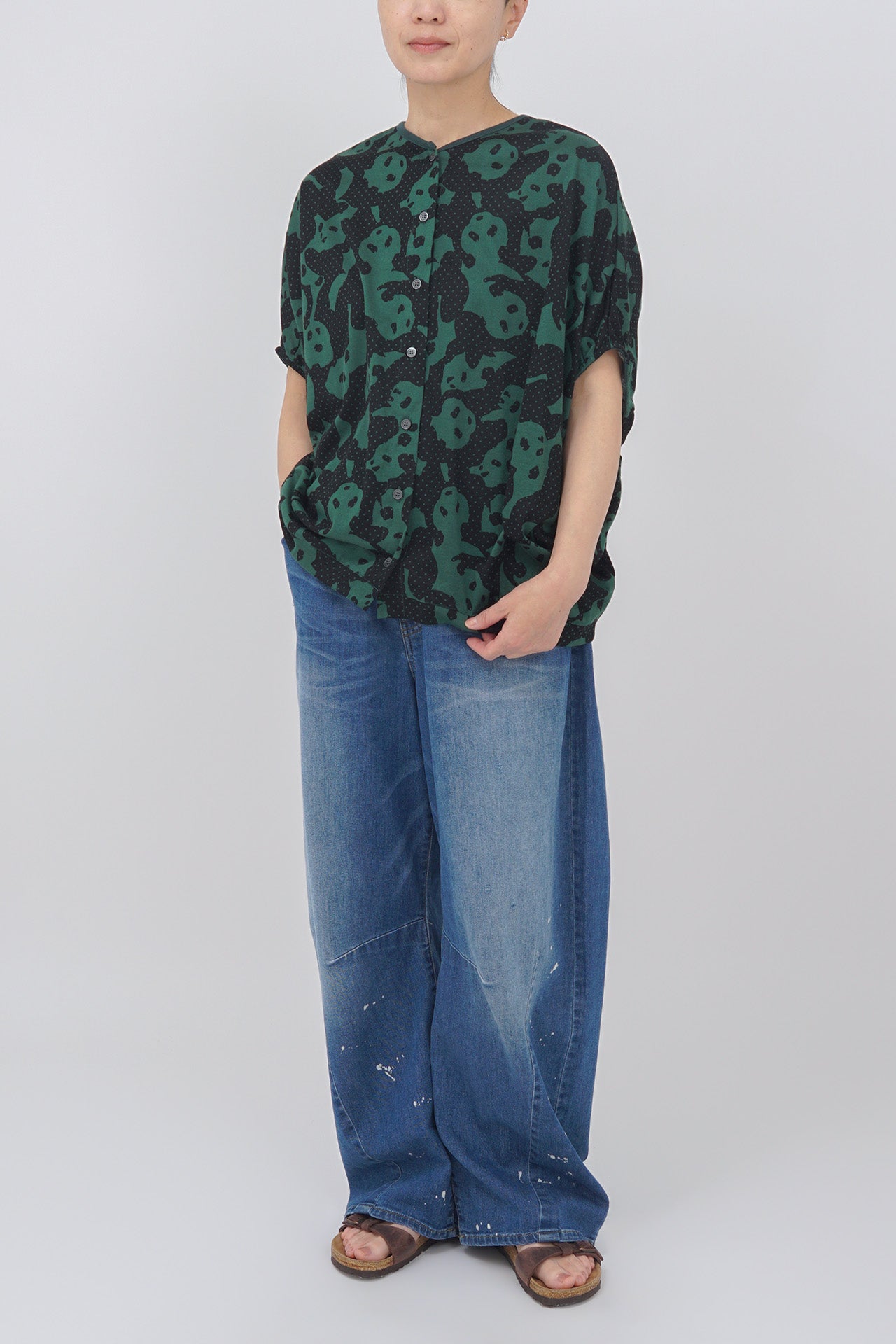 BLUE/model:161cm