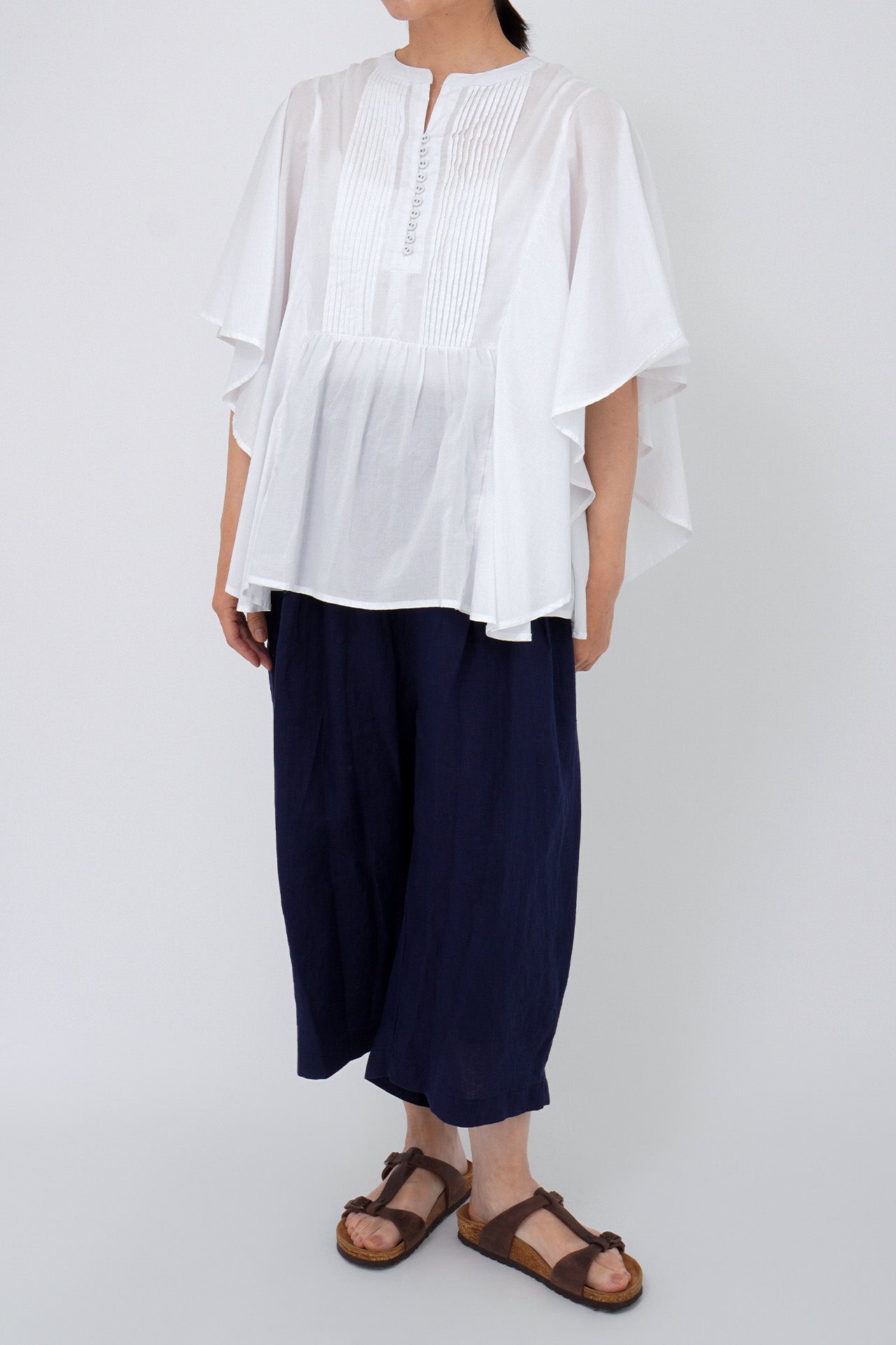 WHITE/model:161cm