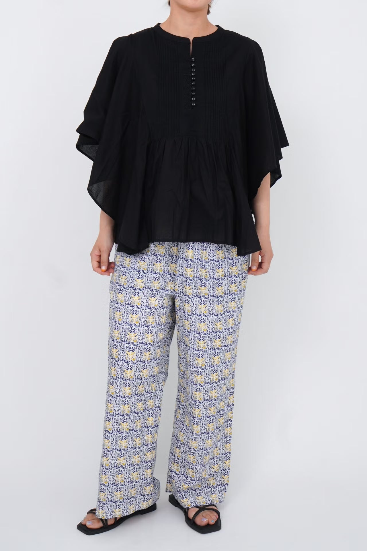 BLACK/model:168cm