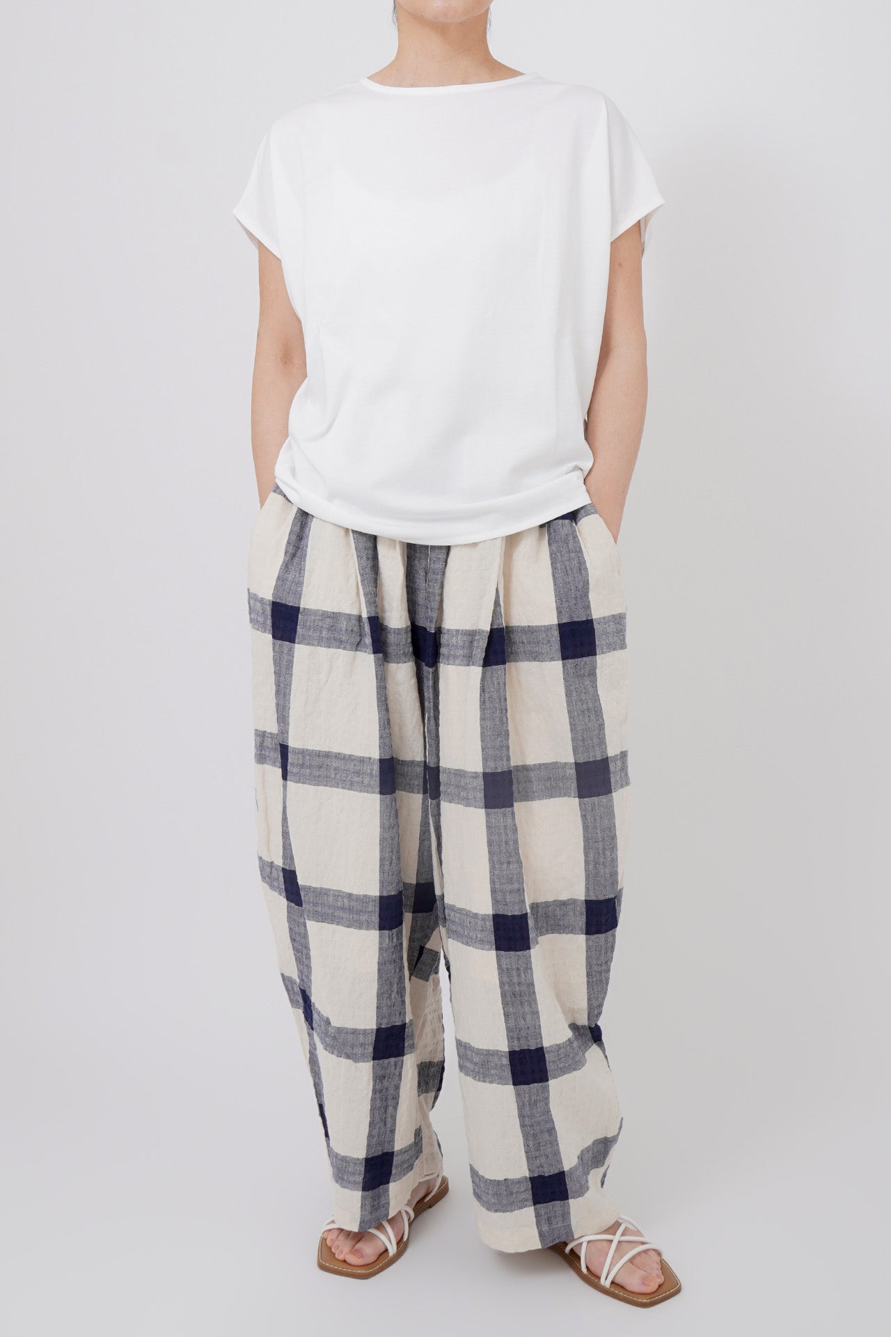 WHITE/model:161cm