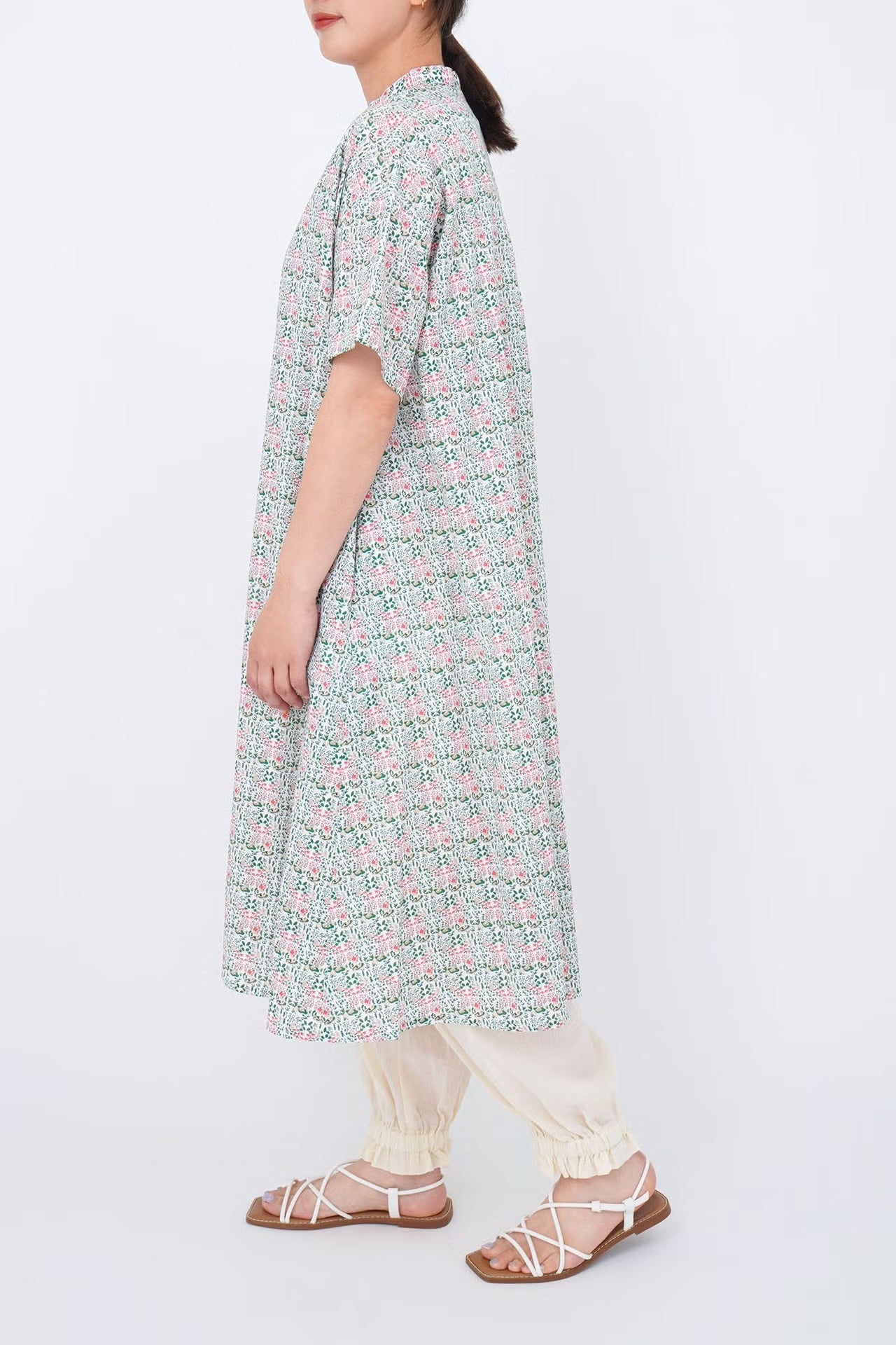 WHITE/model:168cm