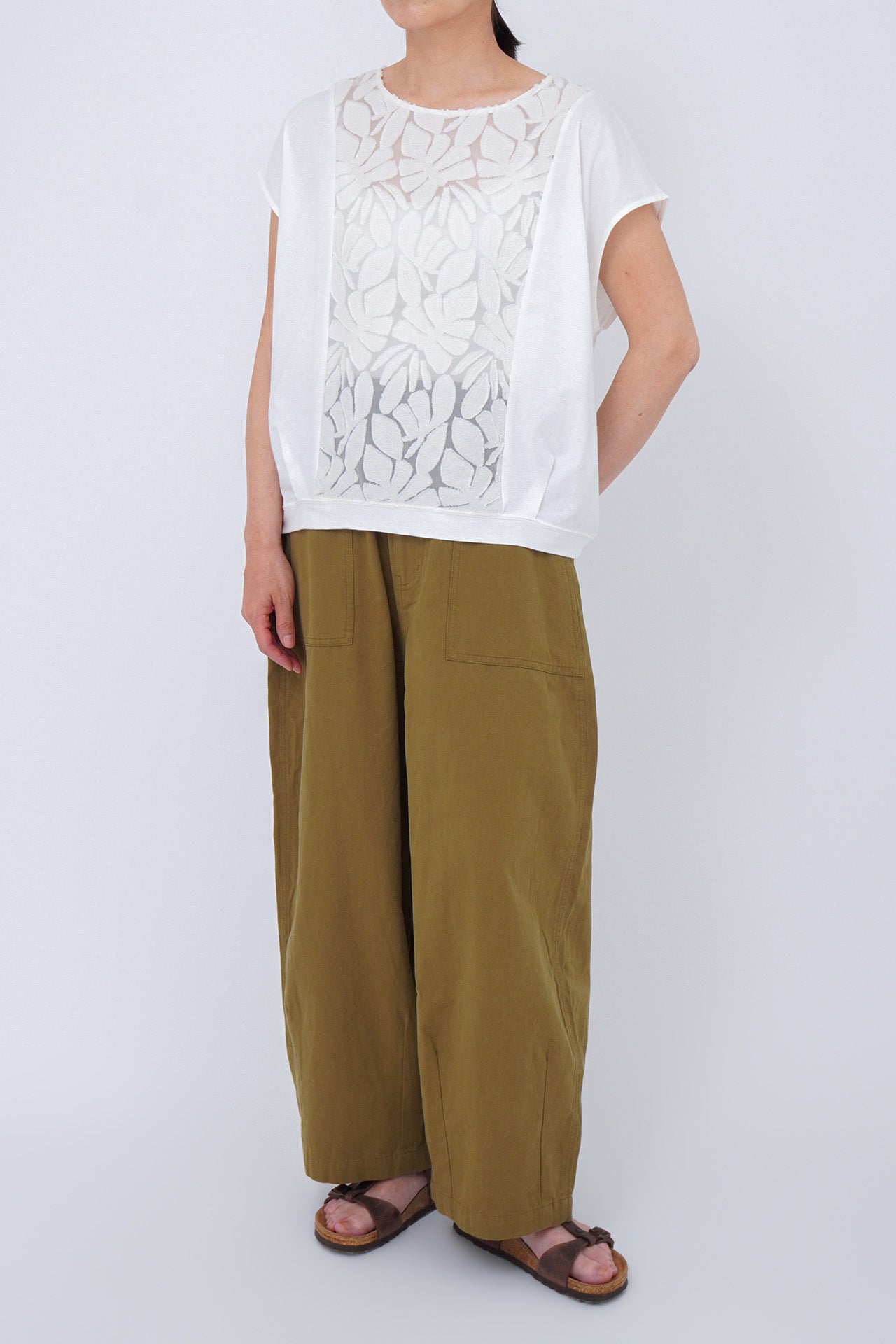 WHITE/model:161cm