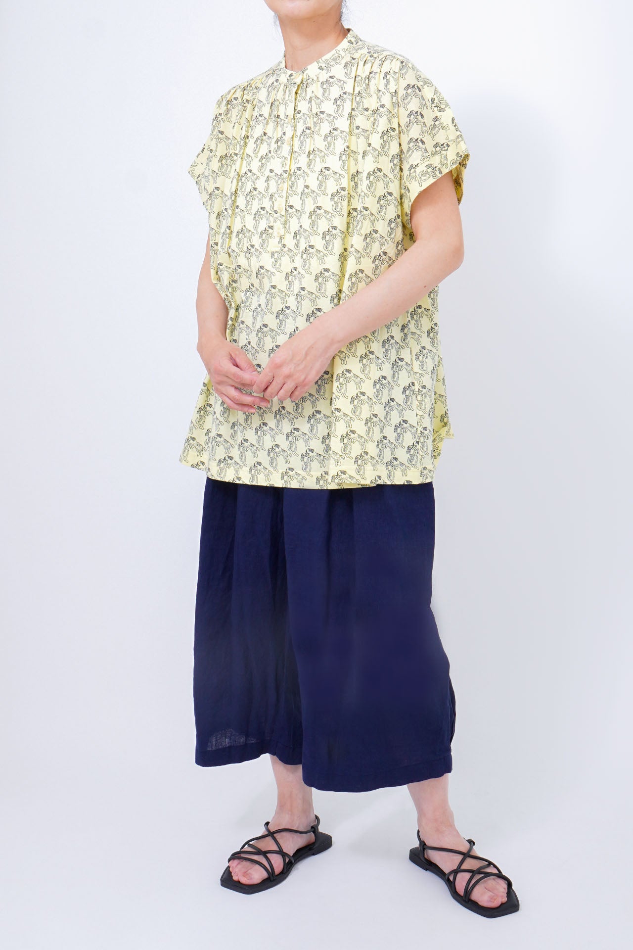 YELLOW/model:161cm