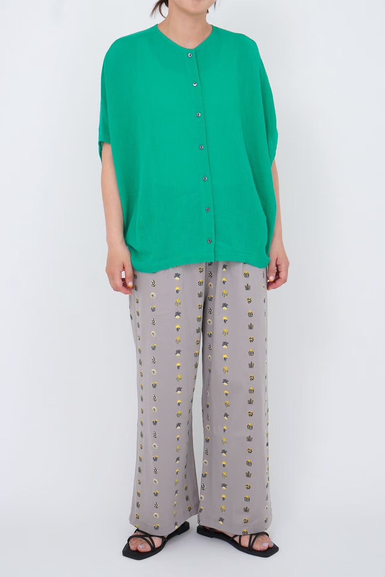GREEN/model:168cm