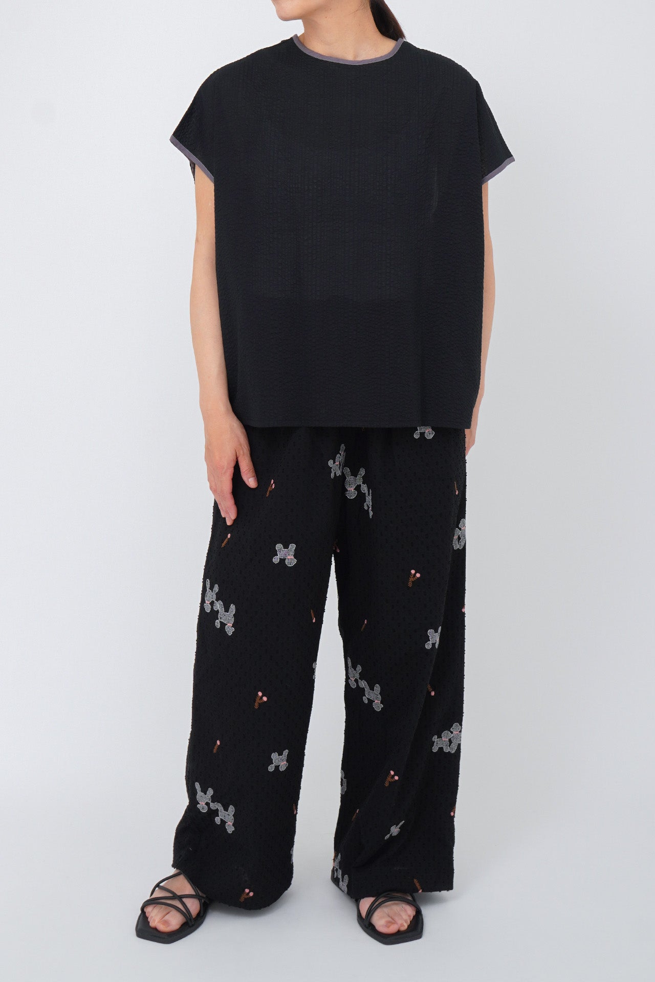 BLACK/model:161cm