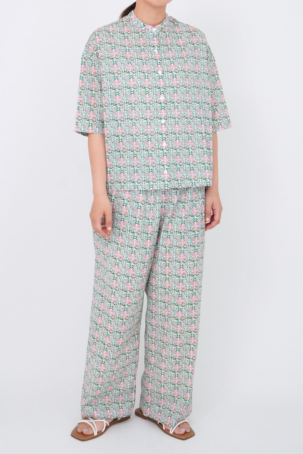 GREEN/model:168cm