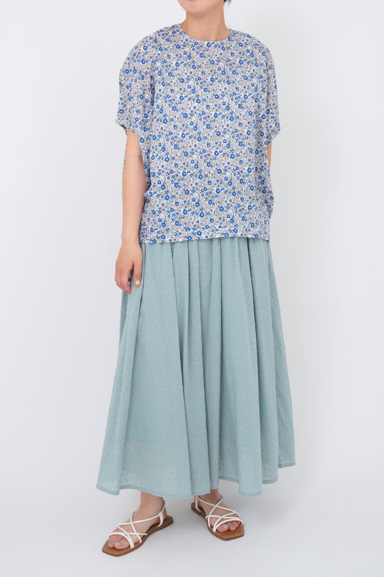 BLUE/model:168cm