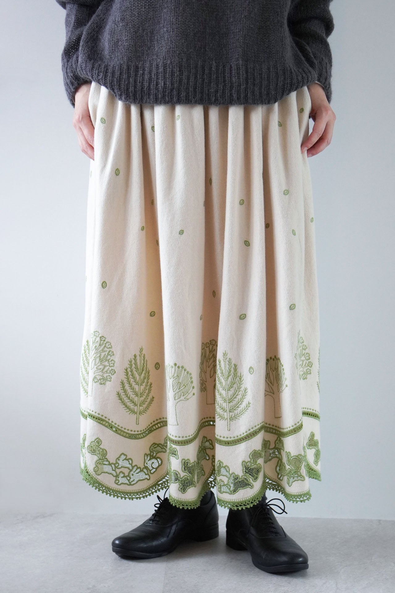 IVORY