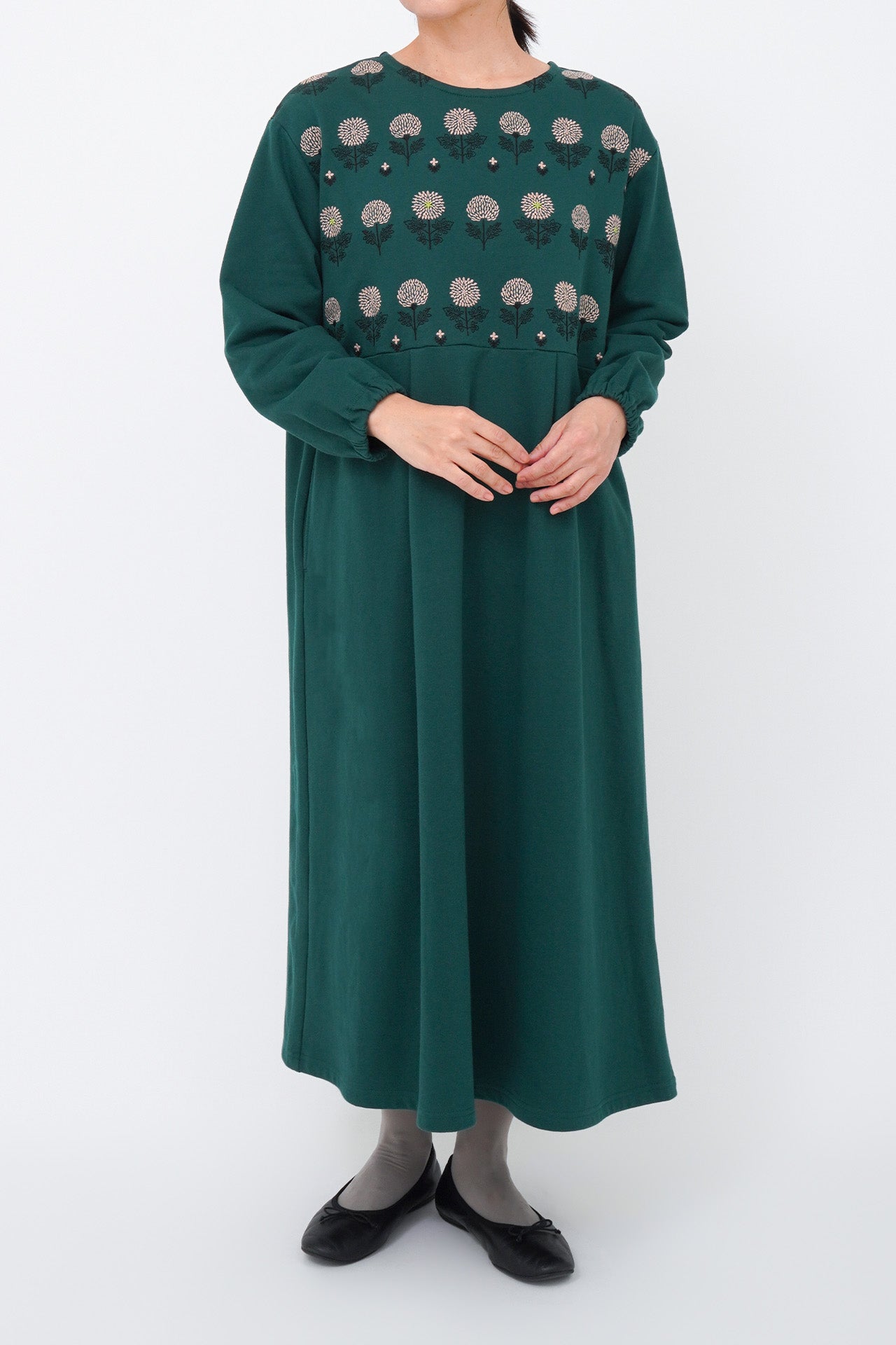GREEN/model:161cm