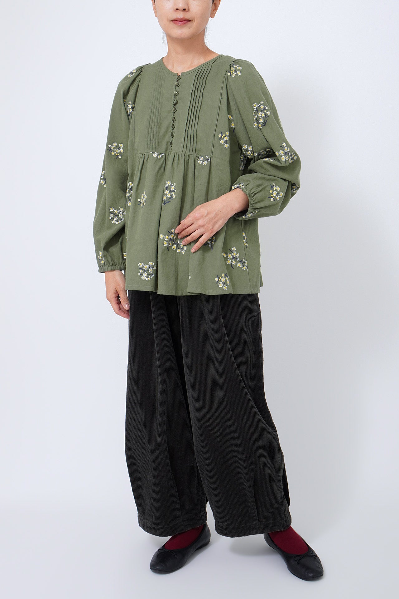 GREEN/model:161cm