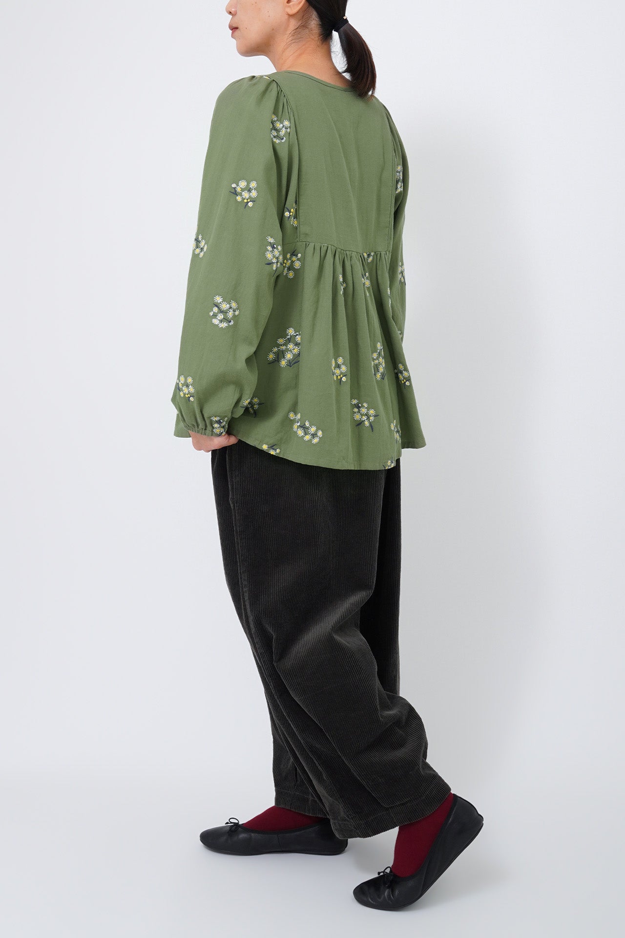 GREEN/model:161cm