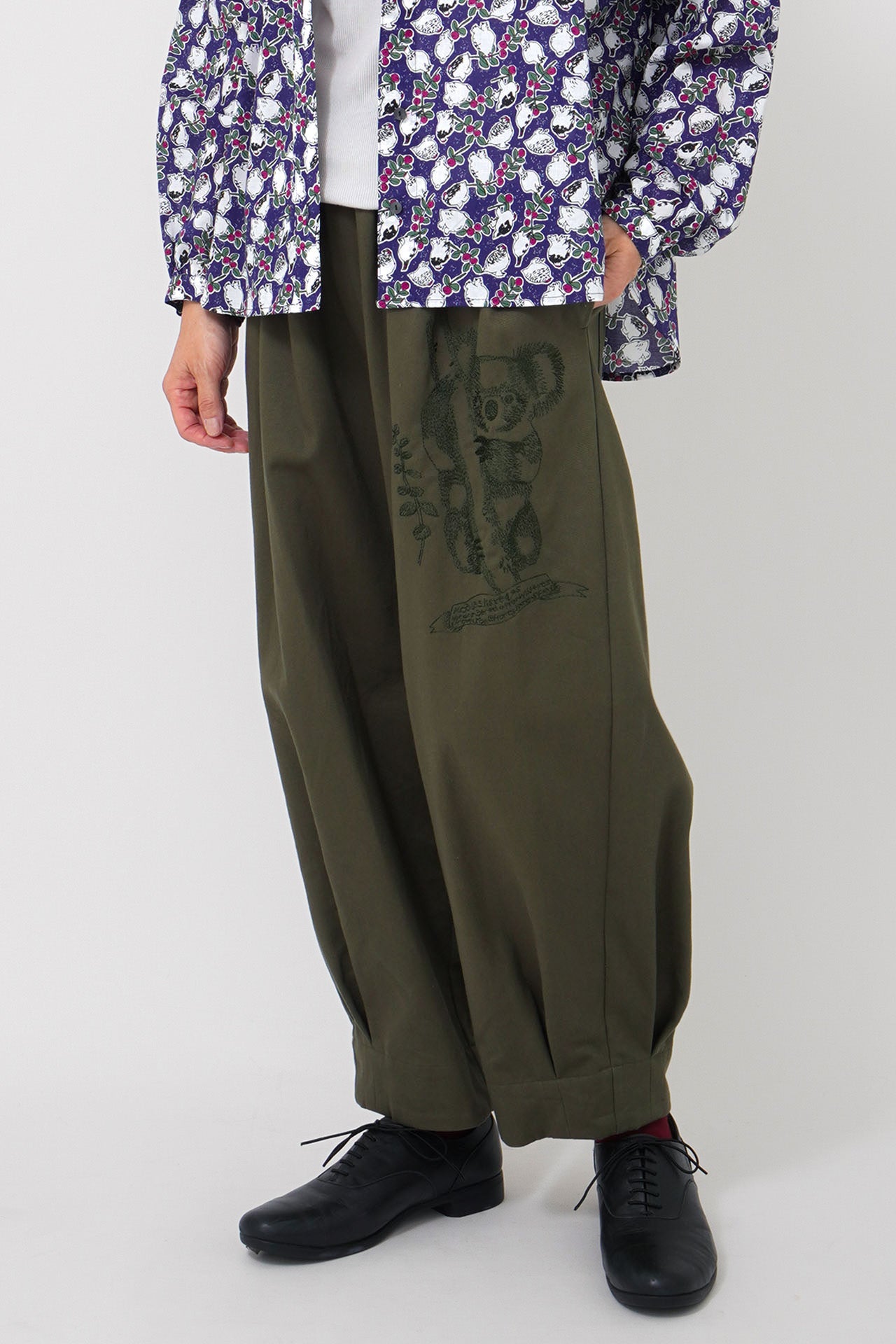  KHAKI