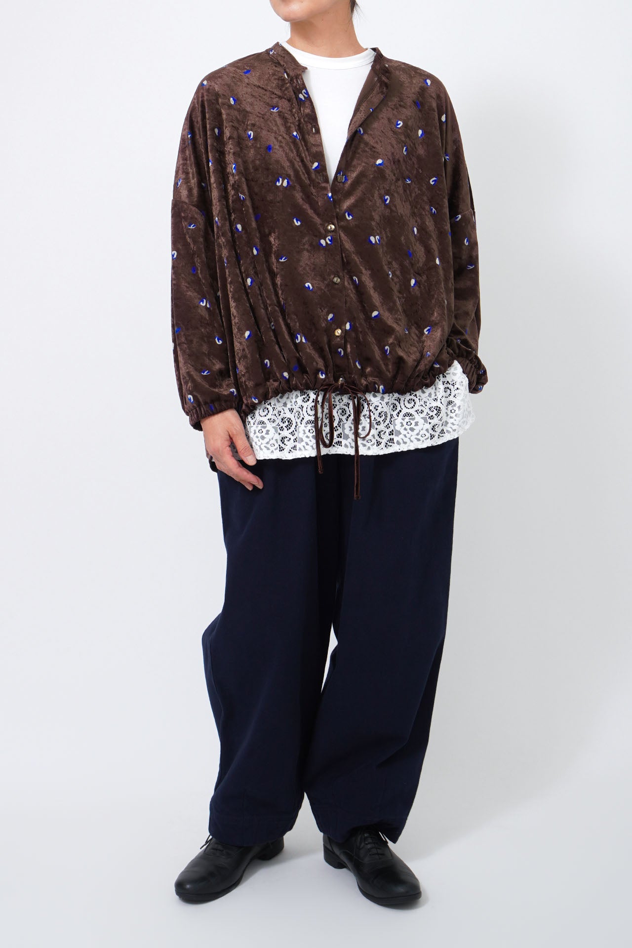 BROWN/model:161cm