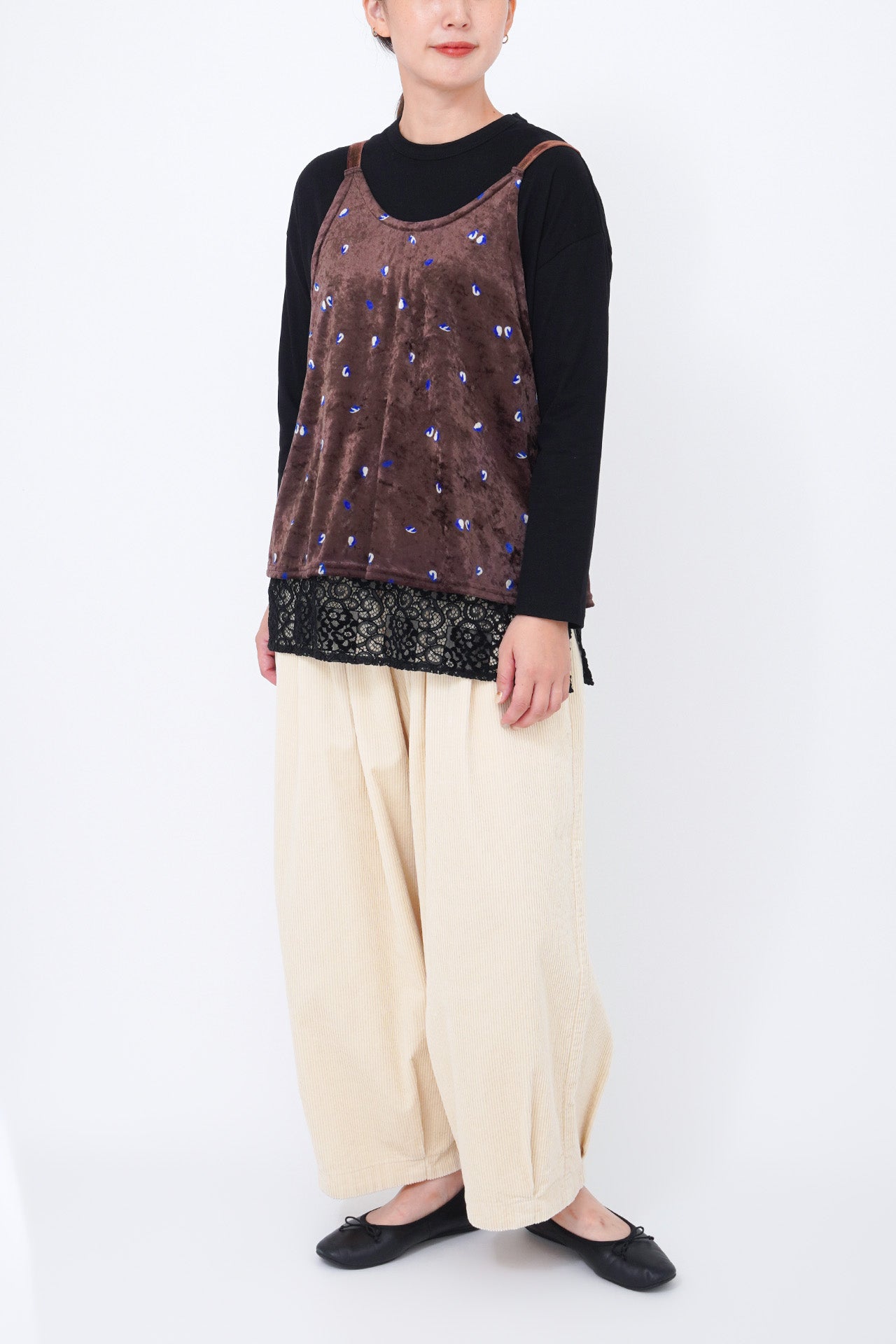 BROWN/model:168cm