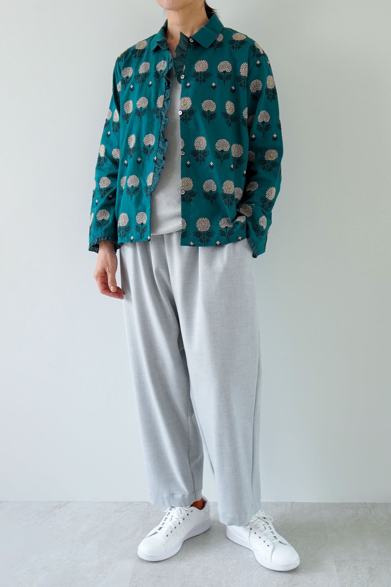 L.GREY/model:161cm