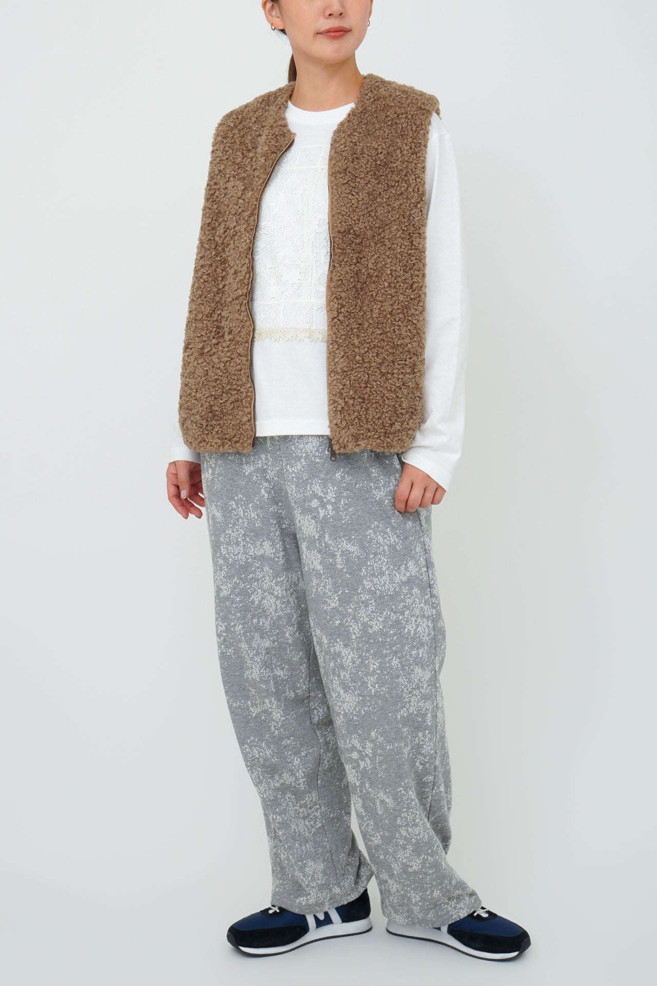WHITE/model:168cm