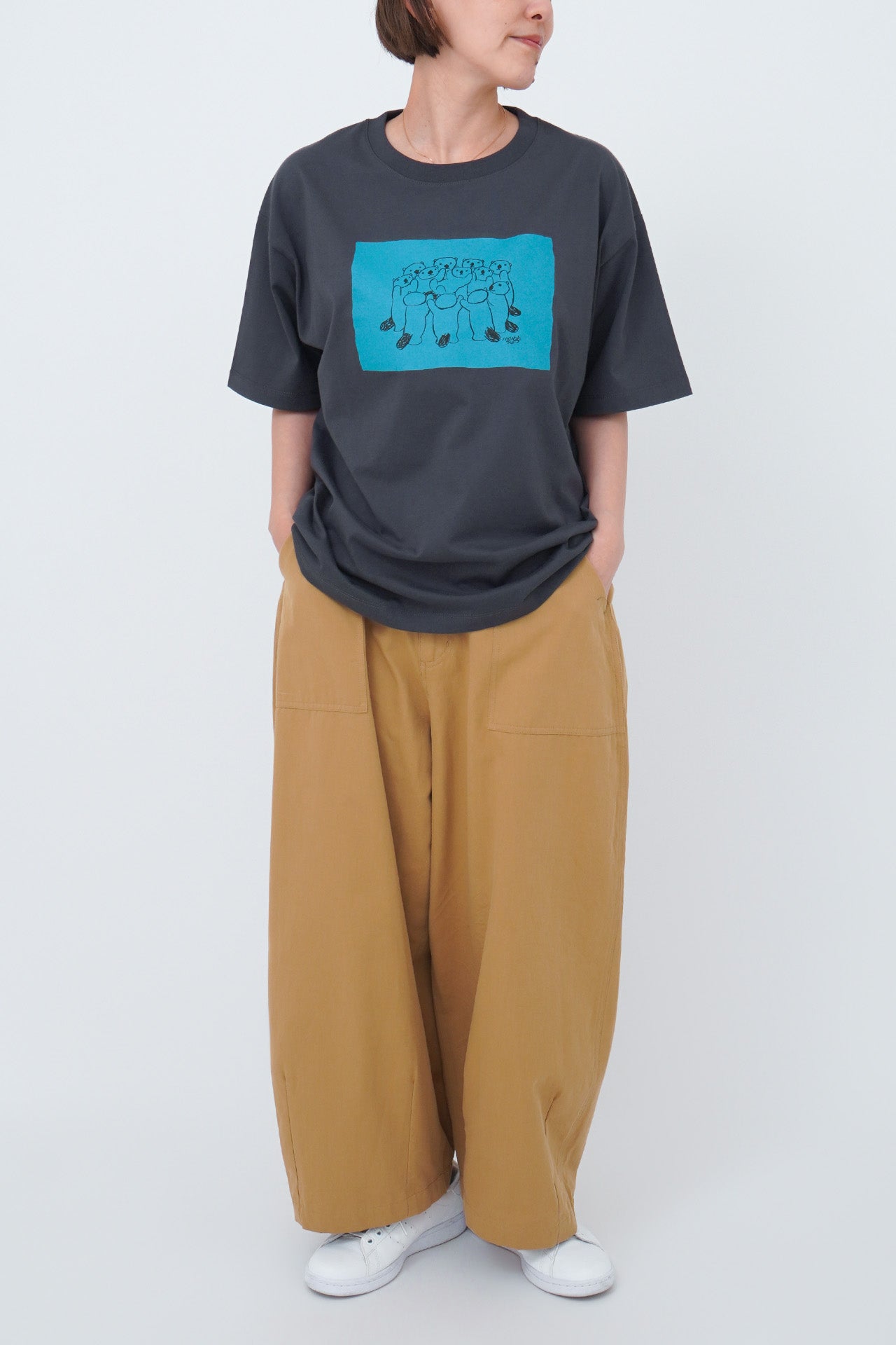 C.GREY/model:158cm